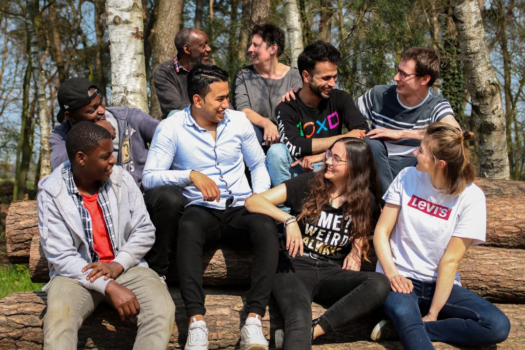 Foto auteur: Michiel Provoost (28), Julia Dominte (27), Naseer Sherzad (27), Sarah Vanderstukken (24) & Kelvin Kamau (19)